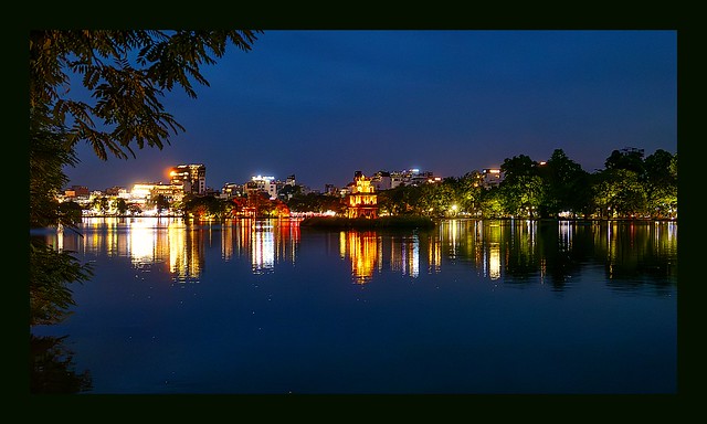 Abend in Hanoi
