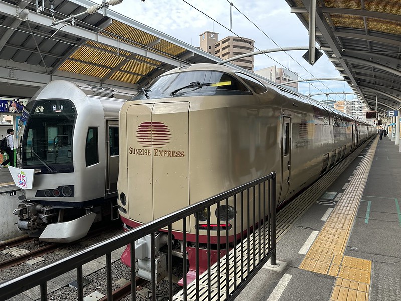 Sunrise Express, Shikoku 104