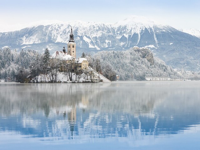 Lake Bled in winter - Lake Bled winter (2)