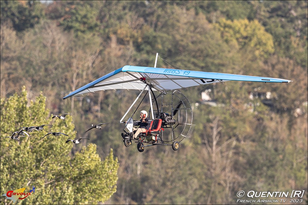 Voler avec les Oies : Christian Moullec cervolix issoire auvergne airshow photography Meeting Aerien 2023