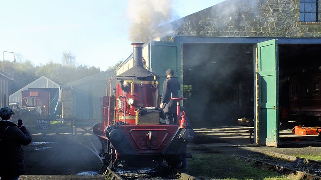 Coffee pot steam locomotive .