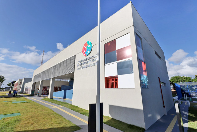 Novo Colégio de Tempo Integral em Jardim Cajazeiras