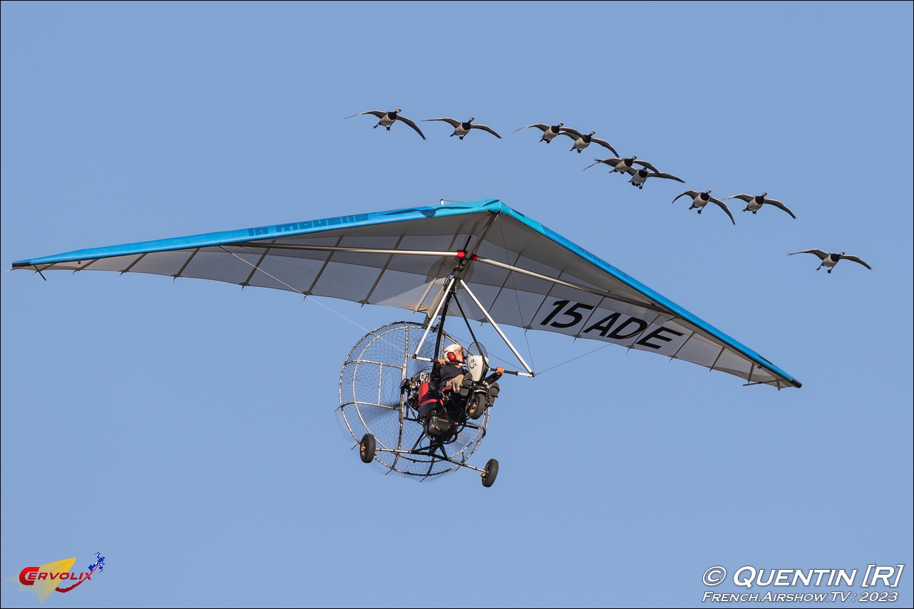 Voler avec les Oies : Christian Moullec cervolix issoire auvergne airshow photography canon france