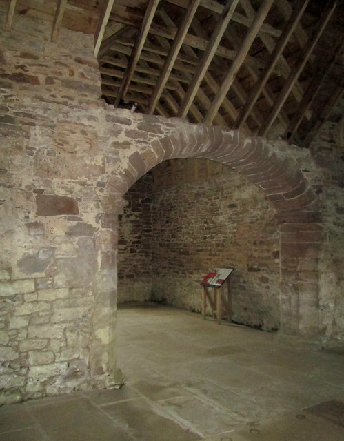 Tullibardine Chapel, Internal Archway