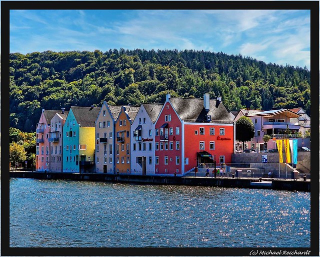 Farbige Häuser / Colored houses