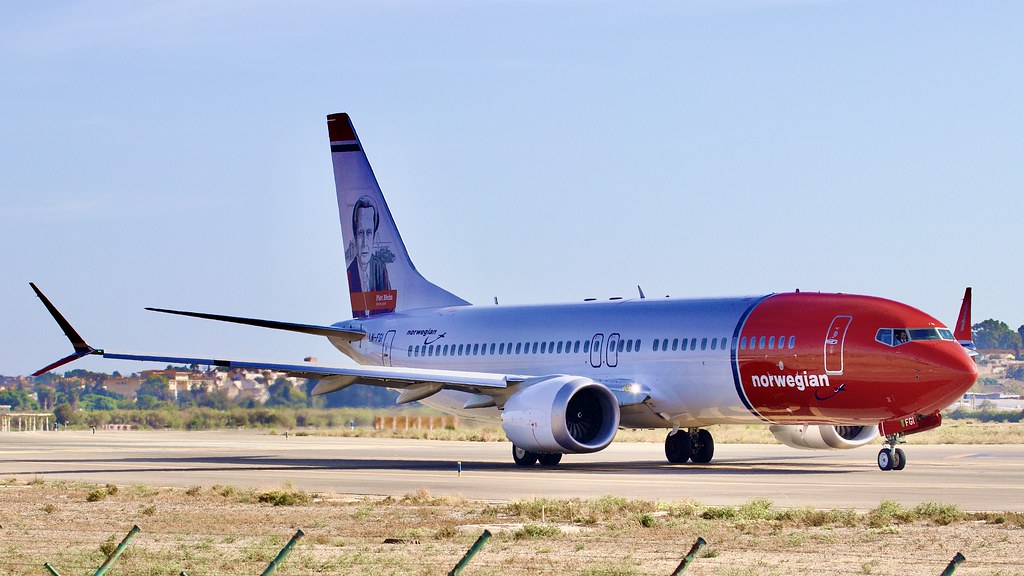 LN-FGI Norwegian Air Shuttle Boeing 737-8 MAX © P. Marianic