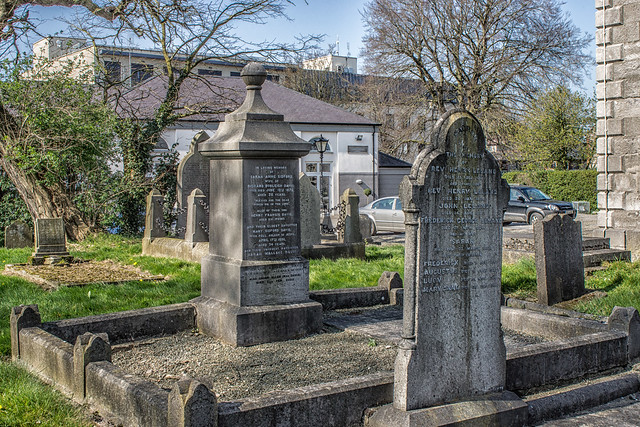 SOME OLD IMAGES OF ST PETERS CHURCHYARD IN DROGHEDA [PHOTOGRAPHED 20212]-224206