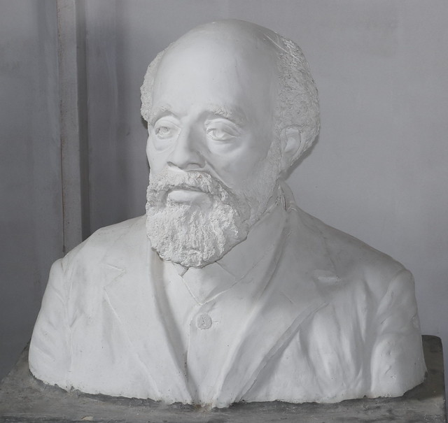 West Rutland VT Carving Studio Bust of Man with Beard