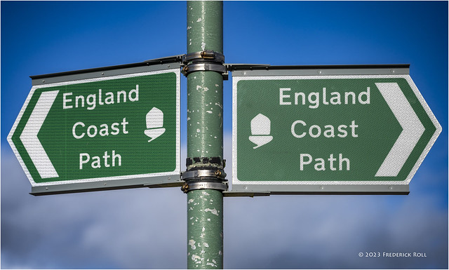 (42/2023) Coast Path Signs