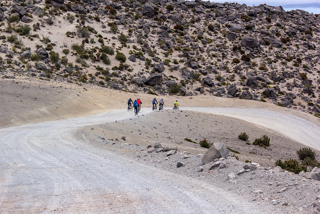 Downhill biking from Volcán Chimborazo