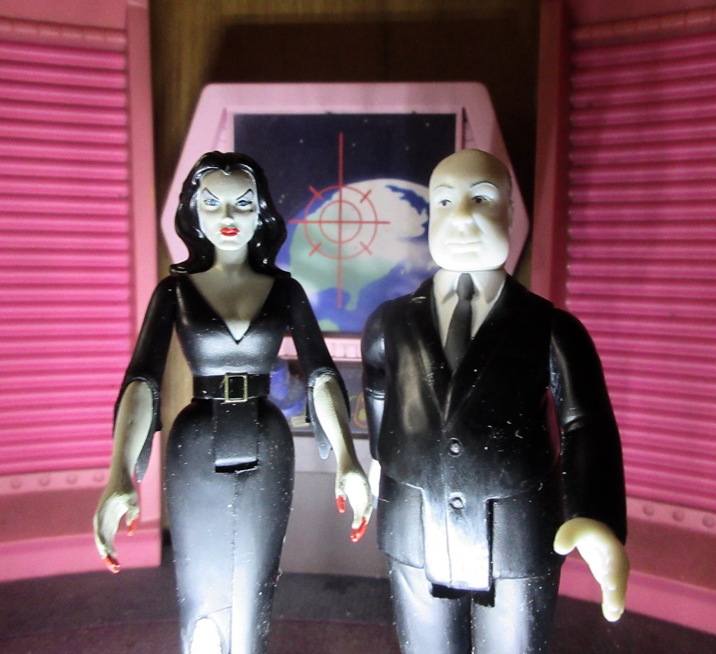 2023 Vampira Horror Host of the 1950s Super7 Figure Plan 9 From Outer Space 2773