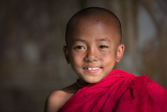 Birmanie: le moinillon de Bagan.