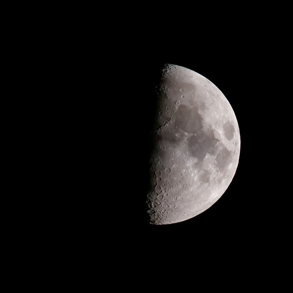 The moon tonight 22nd Oct 2023