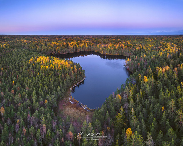 Autumn at Storträsk pond