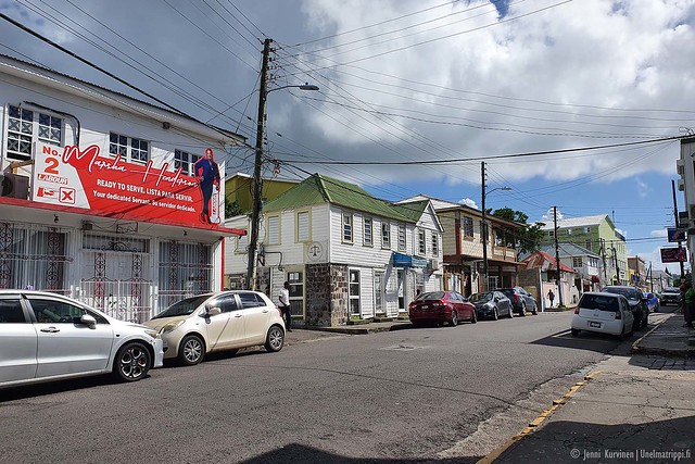 Kaupunkimaisemaa Basseterressä Saint Kittsin saarella