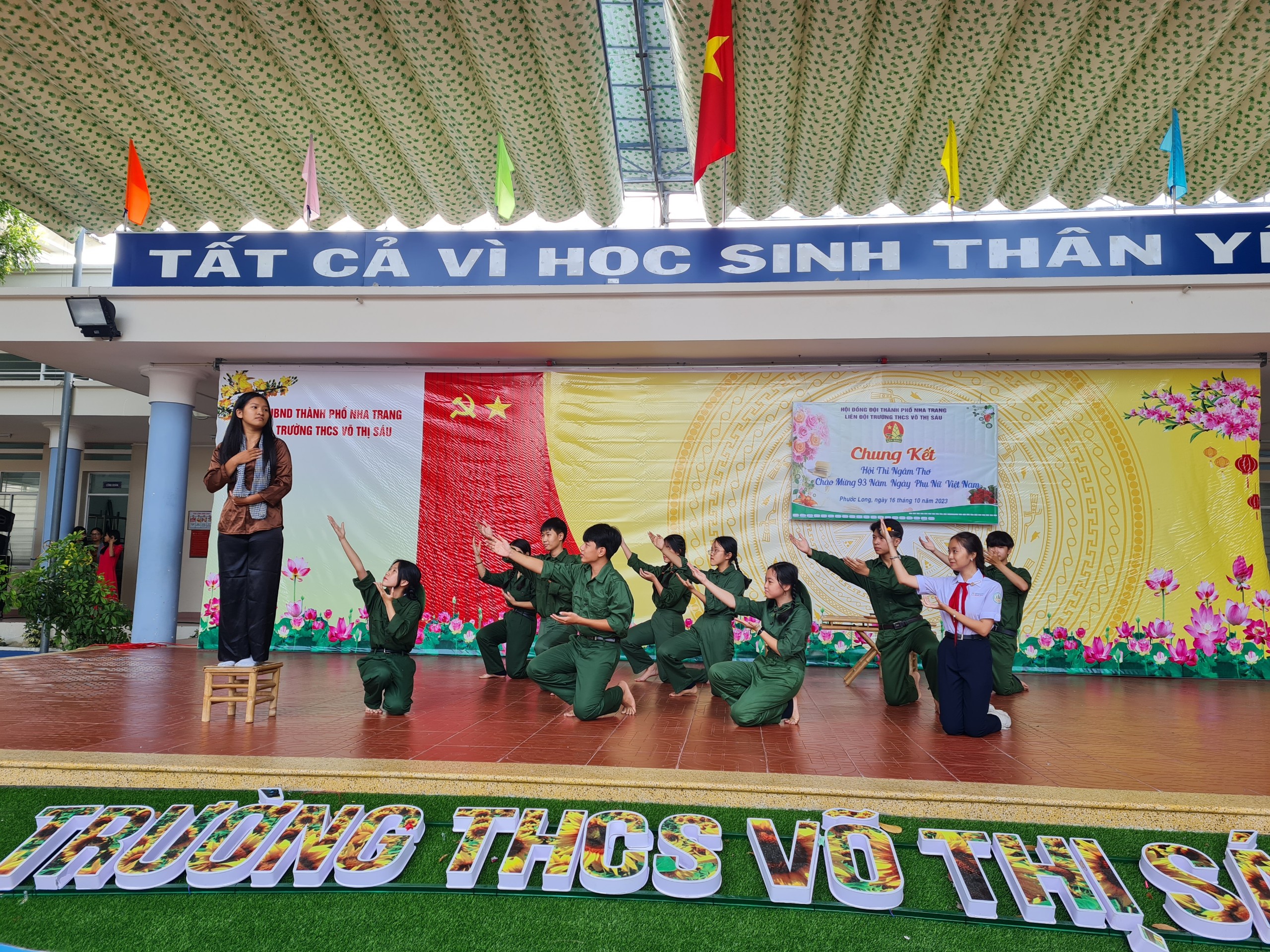 Hội thi ngâm thơ chào mừng 93 năm ngày Phụ nữ Việt Nam 20/10  năm học 2023-2024