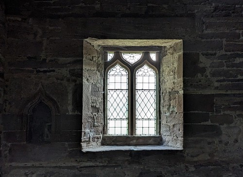 Window, Tullibardine Chapel