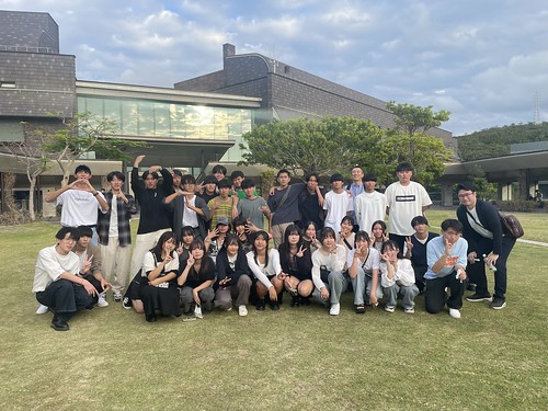 Atsugi-Nishi Senior High School students visited OIST