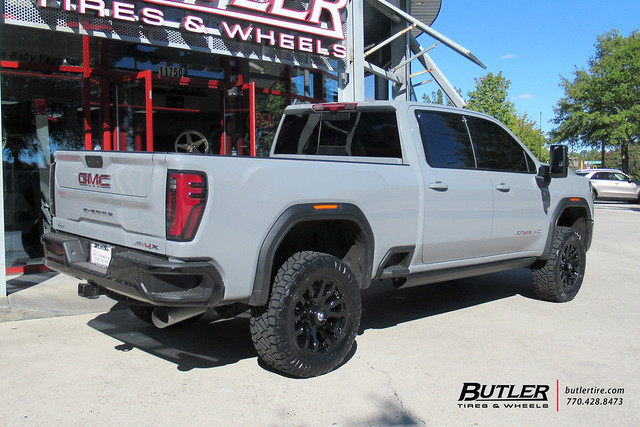 Leveled GMC Sierra ATX4X HD with 20in Fuel Blitz Wheels and Nitto Ridge Grappler Tires