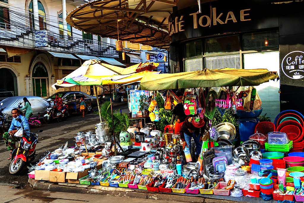 Sidewalk seller of housewares on 10-24-23--Kracheh copy