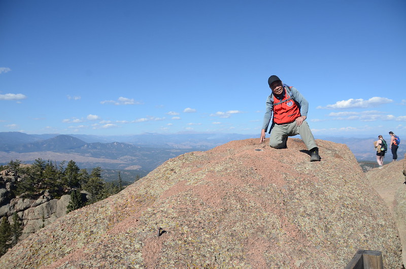 On the Devil's Head granite outcrop ridge (1)