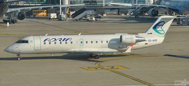 Adria Airways 🇸🇮 Bombardier CRJ-200LR S5-AAD