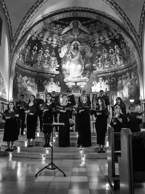 CH ZH „Lichter in der Dunkelheit“ der Chor CREATONES in der Kirche St. Anton Zürich