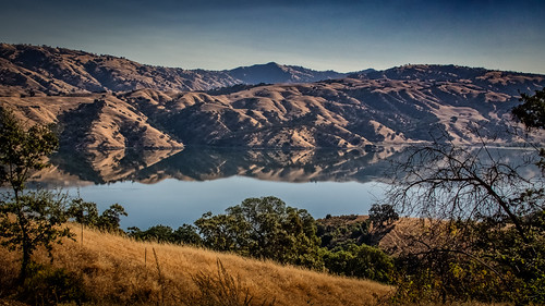 Calaveras Reservoir by CDay DaytimeStudios w > 2 Million views, sunolvalley calaverasroad calaverasreservoir landscape eastbay outdoor sanfranciscobayarea fall suno