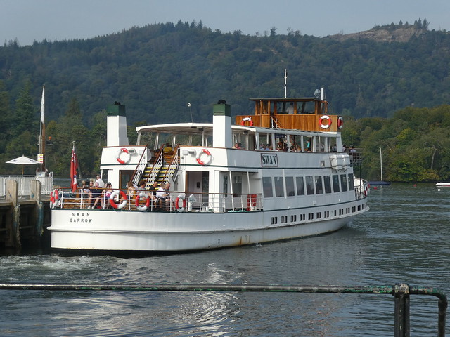Boat - Windermere Cruises [Swan] 230908 Bowness