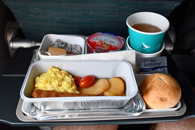 Inflight meal - Cathay Pacific (HKG - SIN) B-LRK A350-900