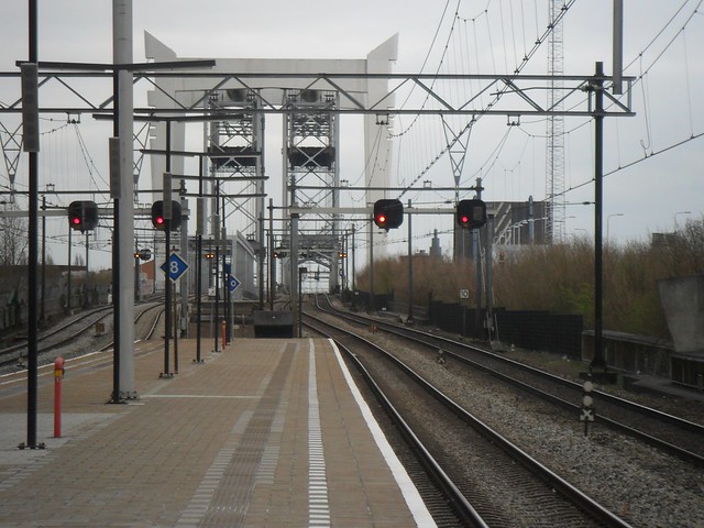 Dutch Railways - Zwijndrechtse Bridge - Euro-Rail20140088
