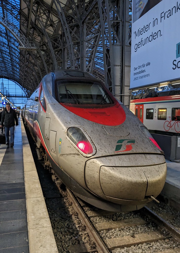 Trenitalia FS ETR 600