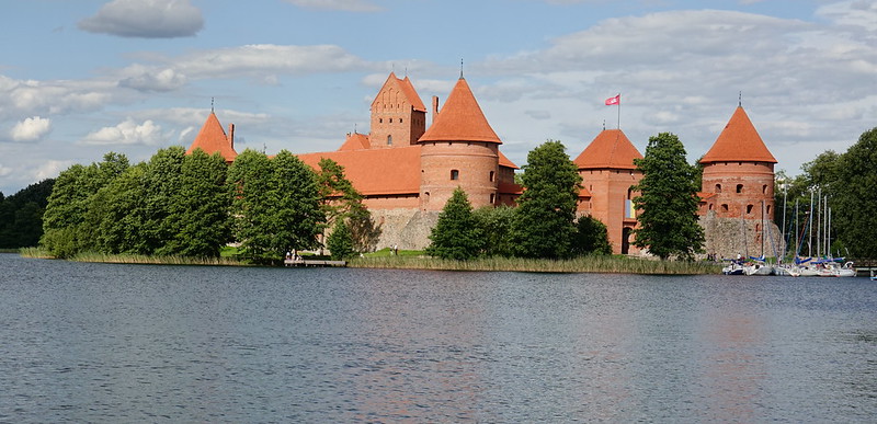 El Castillo de Trakai. - Mini-tour por Lituania, Letonia y Estonia con excursión a Helsinki. (10)
