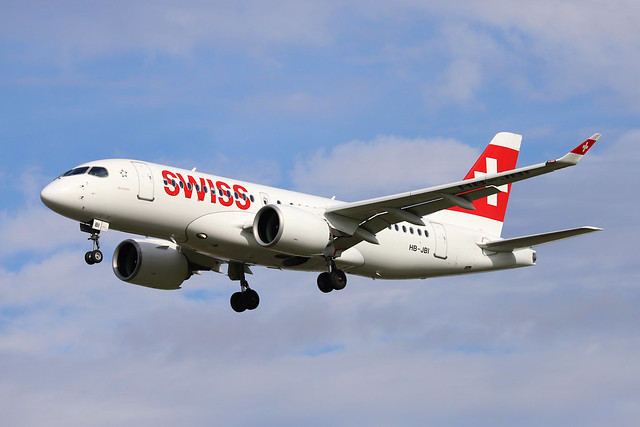 Swiss International A220-100