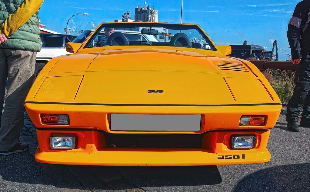 TVR 2
