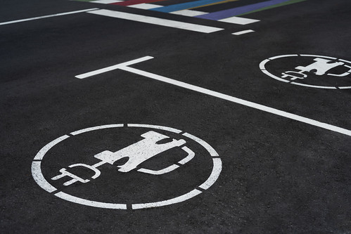 As estradas terão 10 vezes mais carros elétricos até 2030