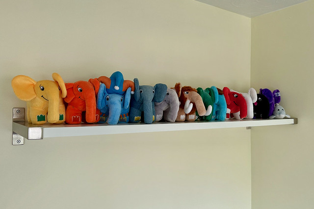 Elephpants back on the shelf