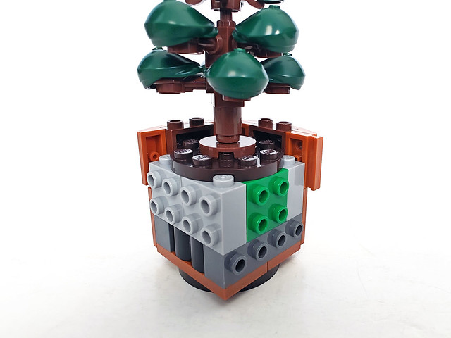 LEGO ICONS Tiny Plants Set 10329