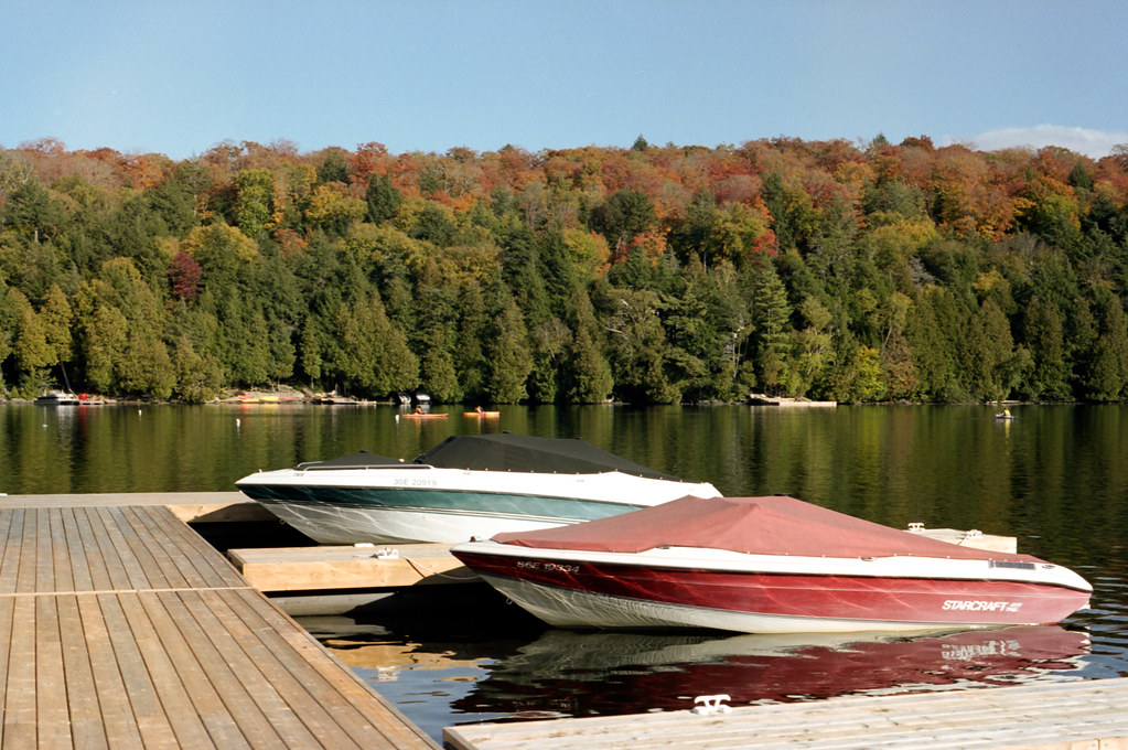 Bella Lake Speedboats Two