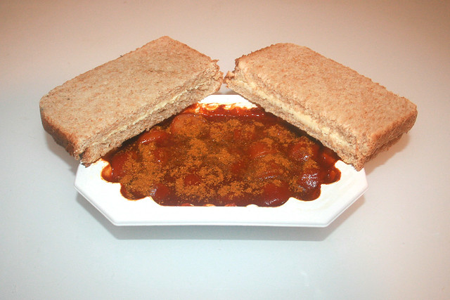 Meica Curry King & Sandwich