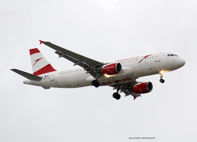 A320-200_AustrianAirlines_OE-LXC-001