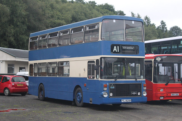 Preserved - PSJ825R; Scottish Vintage Bus Museum, Lathalmond; 19-08-2023