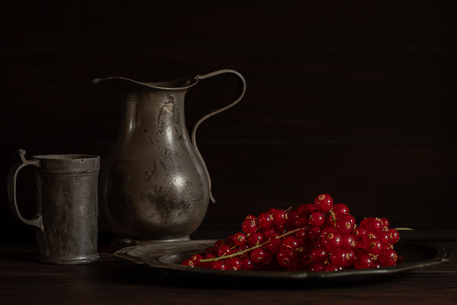 Currants and genever