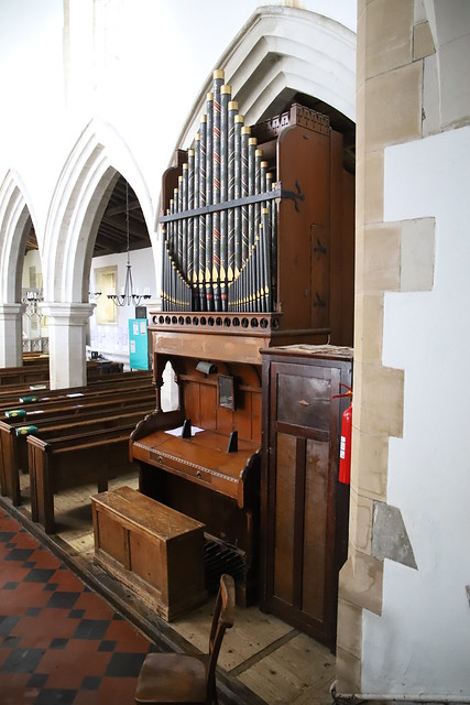 Organ at St John the Baptist, Albury 