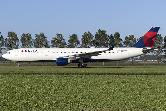 Delta Airlines A330-323 N809NW