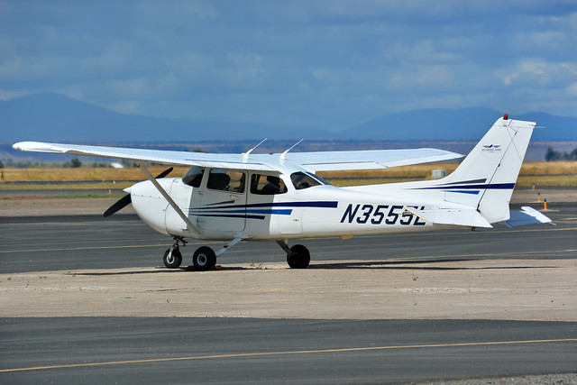 N3555L Cessna 172S cn 172S8865 Hillsboro Aero Academy 190910 Madras MAP 1002