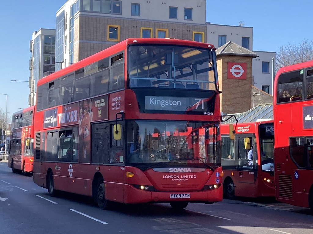 RATP | SP40062 (YT09ZCN) | Route 71 | 19/3/22 | LondonBusFan73 | Flickr