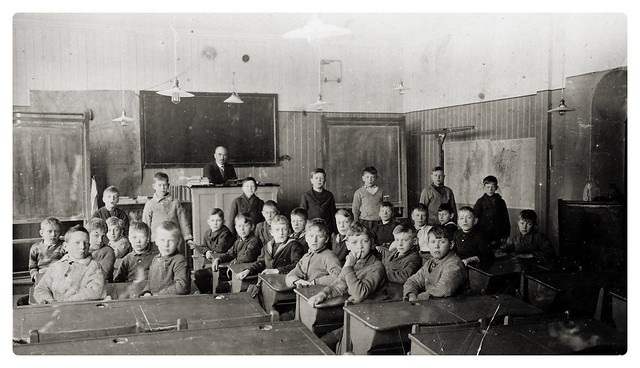 A Swedish School class in the early 1900´s.