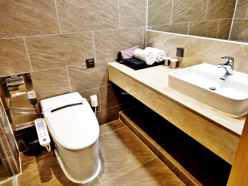 Hotel Regent Marine The Blue Jeju 02 - Bathroom