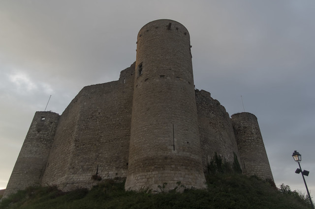 Château-Forteresse Médiéval